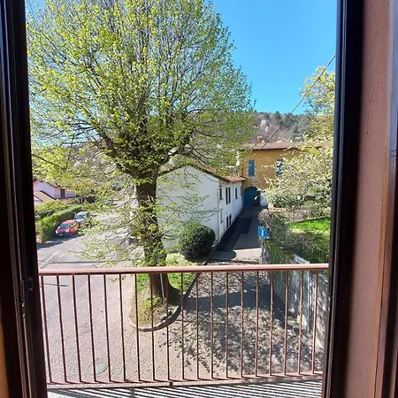 Ferienhaus La Casa Di Anna Comabbio