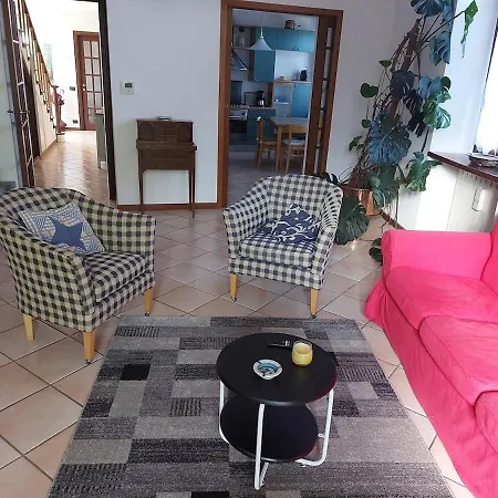 La Casa Di Anna Ferienhaus *